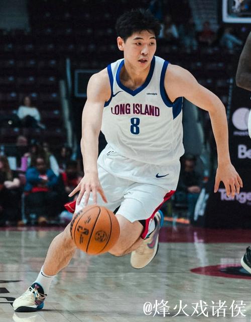 崔永熙首次亮相NBA常规赛 成为第7位中国球员